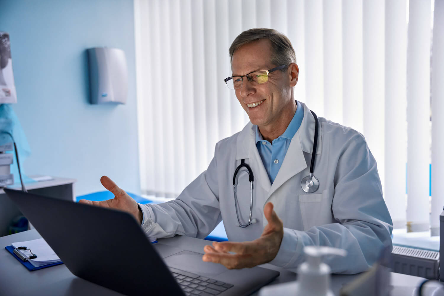 Shutterstock 1901456137